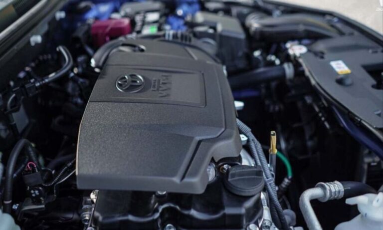 Silnik Toyota 1NR-FE 1.3 L – Kompaktowa i oszczędna jednostka z rodziny NR