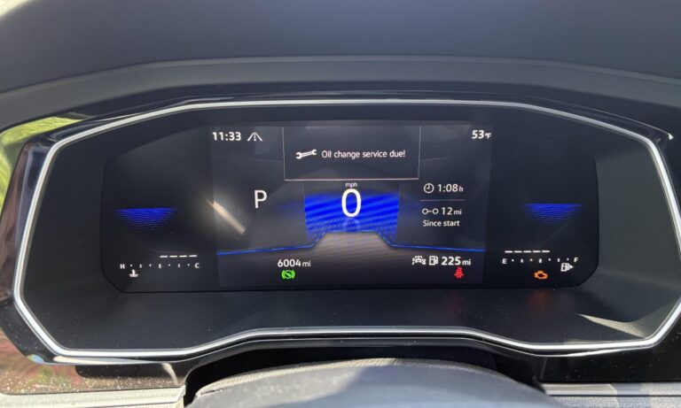 Kasowanie inspekcji olejowej Volkswagen Jetta – instrukcje dla wszystkich generacji