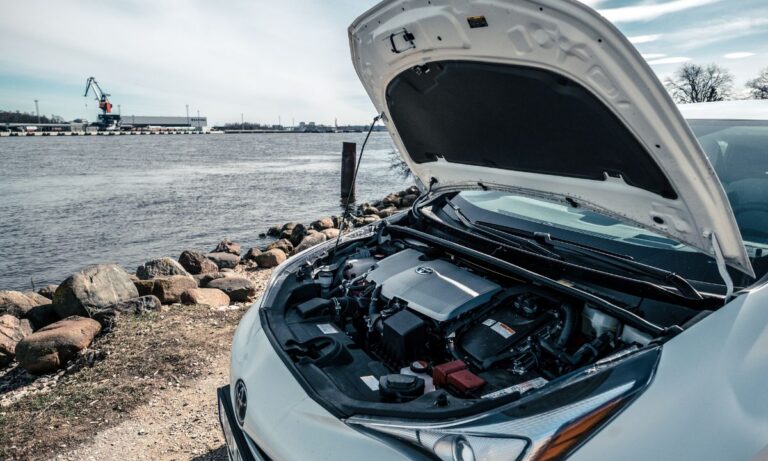 Toyota nie odpala – co robić, gdy silnik nie chce ruszyć?