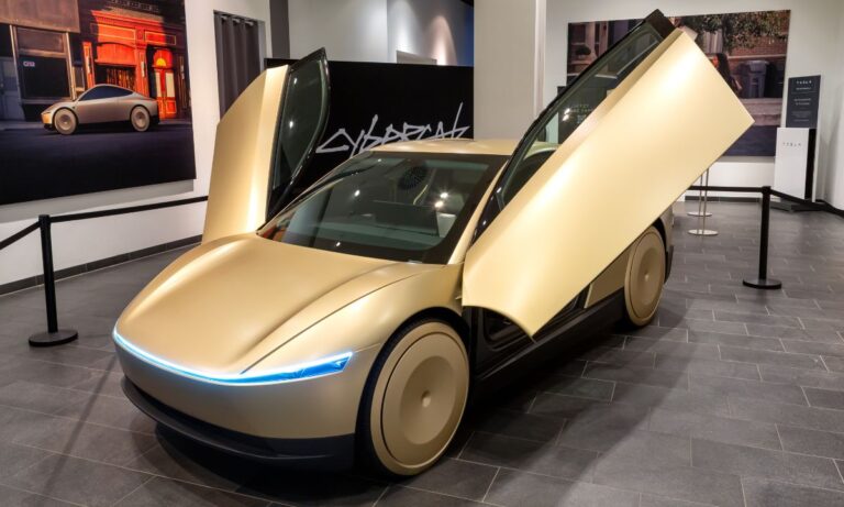 Tesla Cybercab zaczyna produkcję na Giga Texas – pierwsze taksówki robotaxi wchodzą na linię