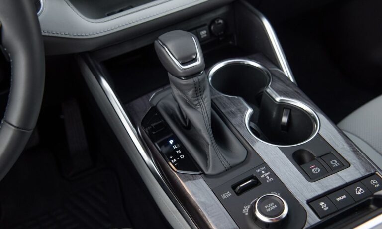 Zasób skrzyni biegów Toyota – ile kilometrów naprawdę wytrzyma skrzynia w Toyocie?