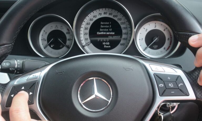 Kasowanie inspekcji serwisowej Mercedes-Benz C-Class